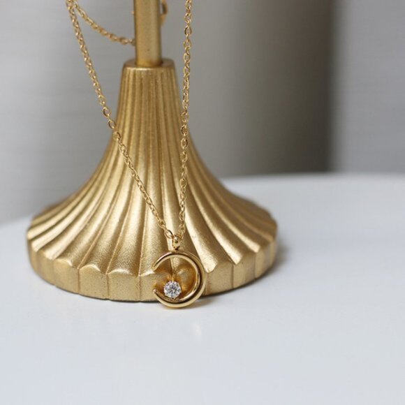 NEW 18K Gold Plated Diamond Crescent Moon Necklace - Picture 5 of 8